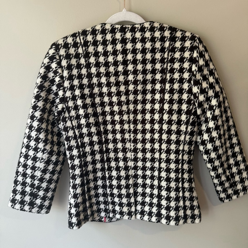 Le Chateau Black White and Gold Houndstooth Blazer Women’s XXS - Picture 3 of 15